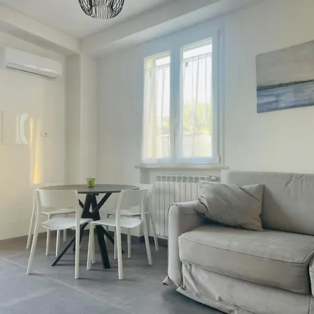 Casa Sul Mare Con Accesso Diretto In Ii * Focene