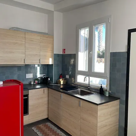 Casa Sul Mare Con Accesso Diretto In Ii Nyaraló